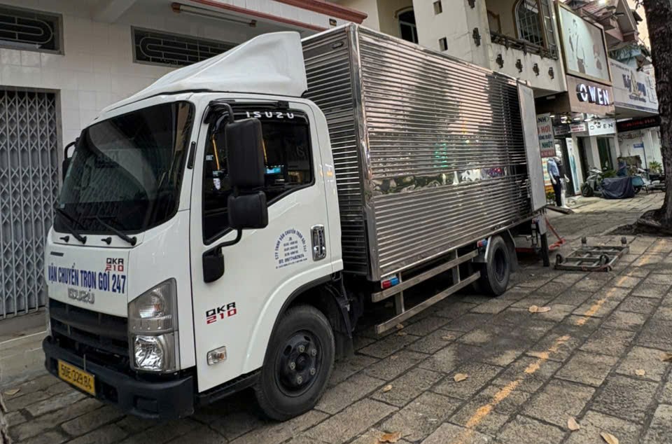 thuê xe tải 2 tấn chuyển nhà phường Sài Gòn